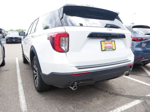 Used 2022 Ford Explorer ST-Line AWD/4WD image 4