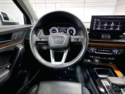 Used 2023 Audi Q5 2.0T Premium Plus w/ Premium Plus Package AWD/4WD image 8