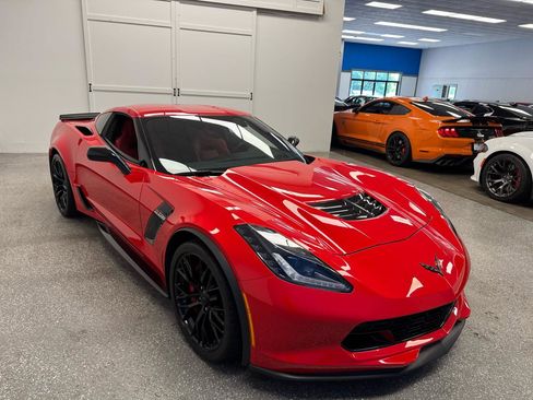 Used 2019 Chevrolet Corvette Z06 RWD image 34