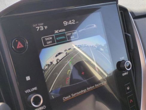 Used 2025 Subaru Crosstrek 2.0i Premium image 13