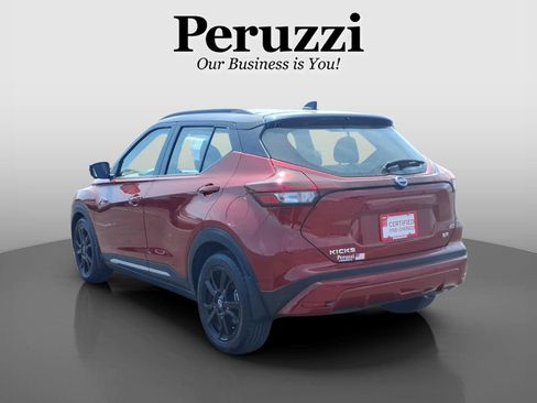 Certified 2023 Nissan Kicks SR w/ SR Premium Package FWD image 6
