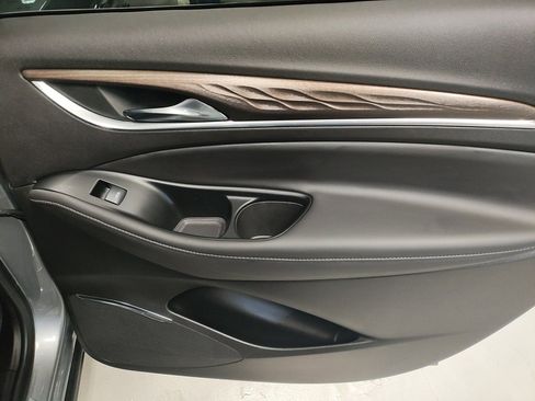 Certified 2024 Buick Enclave Avenir image 14