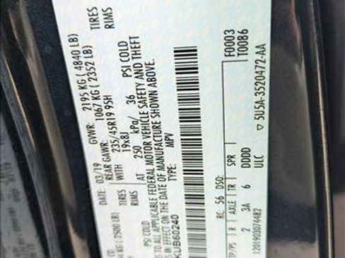 Used 2019 Ford Escape Titanium image 25