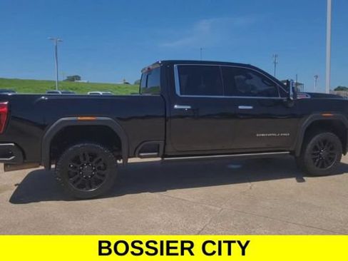 Certified 2023 GMC Sierra 3500 Denali w/ Denali Black Diamond Edition AWD/4WD image 9