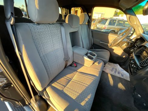 Used 2005 Toyota Tundra SR5 image 24