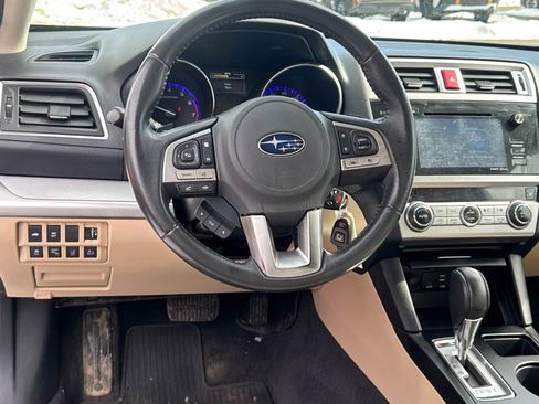 Used 2017 Subaru Legacy 2.5i Premium image 10