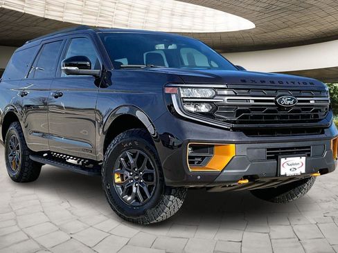 New 2026 Ford Expedition Tremor image 2