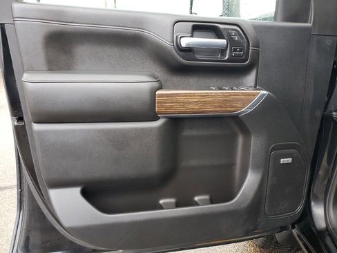 Used 2020 Chevrolet Silverado 2500 High Country image 12