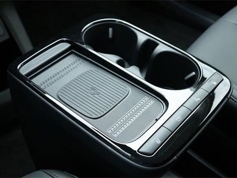 New 2026 Hyundai Ioniq 5 SEL image 16