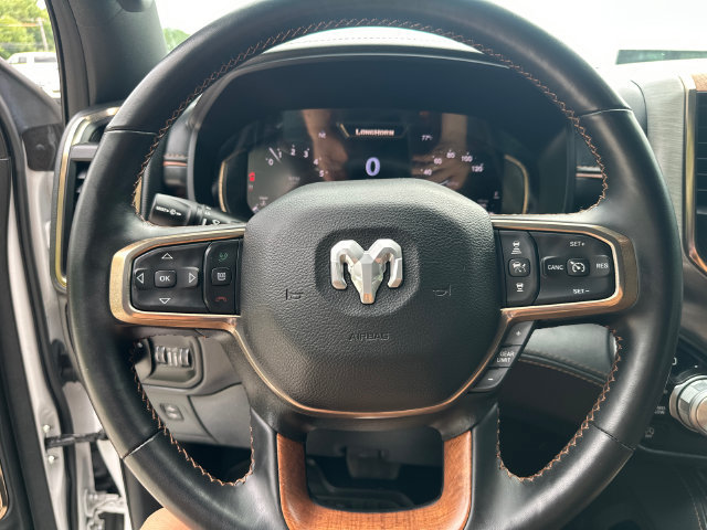 Used 2024 RAM 1500 Limited AWD/4WD image 29
