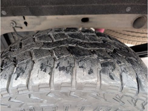 Used 2018 Chevrolet Silverado 1500 LT w/ All Star Edition image 19