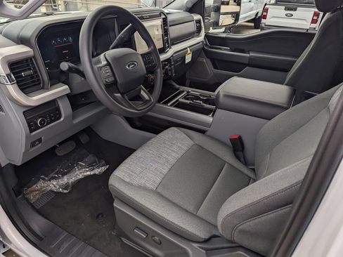 New 2026 Ford F250 XLT w/ XLT Premium Package image 10