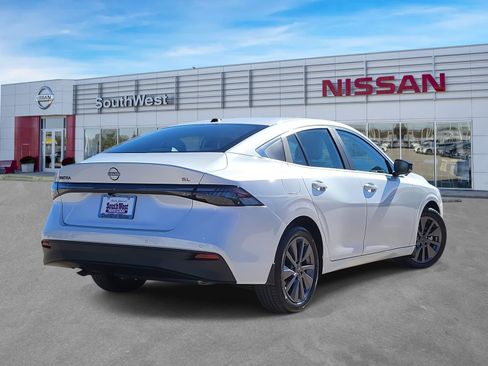 New 2026 Nissan Sentra SL w/ Floor Mat Package FWD image 6