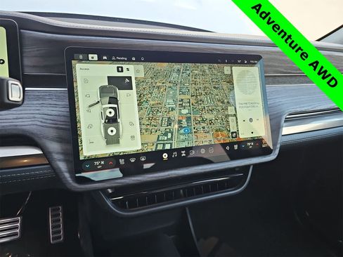 Used 2022 Rivian R1T Adventure image 20