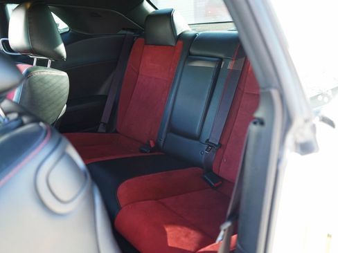 Used 2022 Dodge Challenger GT w/ Plus Package image 33