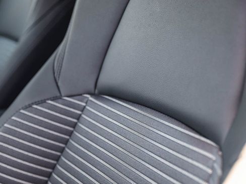 Used 2026 Toyota Corolla Cross AWD Hybrid w/ Convenience Package image 24