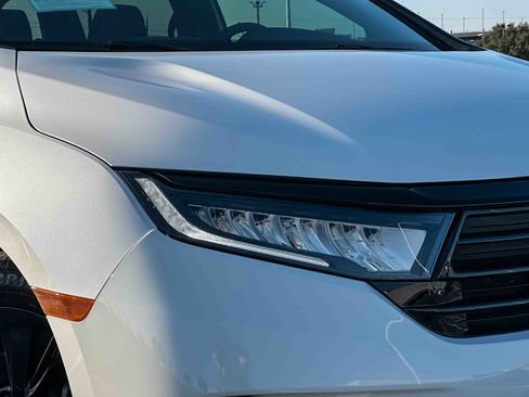Certified 2024 Honda Odyssey Sport image 4