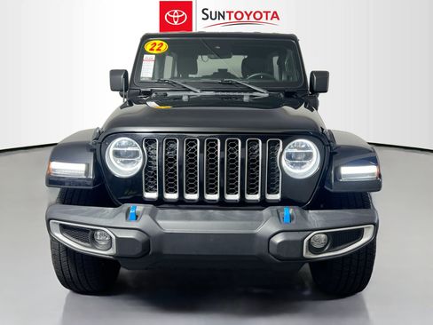 Used 2022 Jeep Wrangler Unlimited Sahara w/ Safety Group AWD/4WD image 10