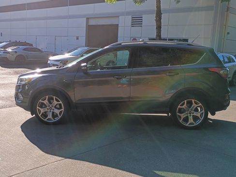 Used 2017 Ford Escape Titanium w/ Equipment Group 301A AWD/4WD image 7