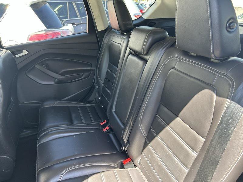 Used 2019 Ford Escape Titanium FWD image 14