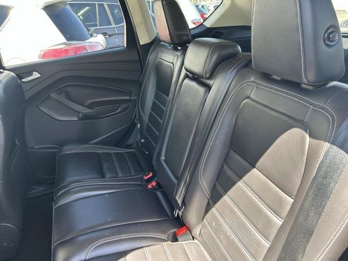 Used 2019 Ford Escape Titanium FWD image 14