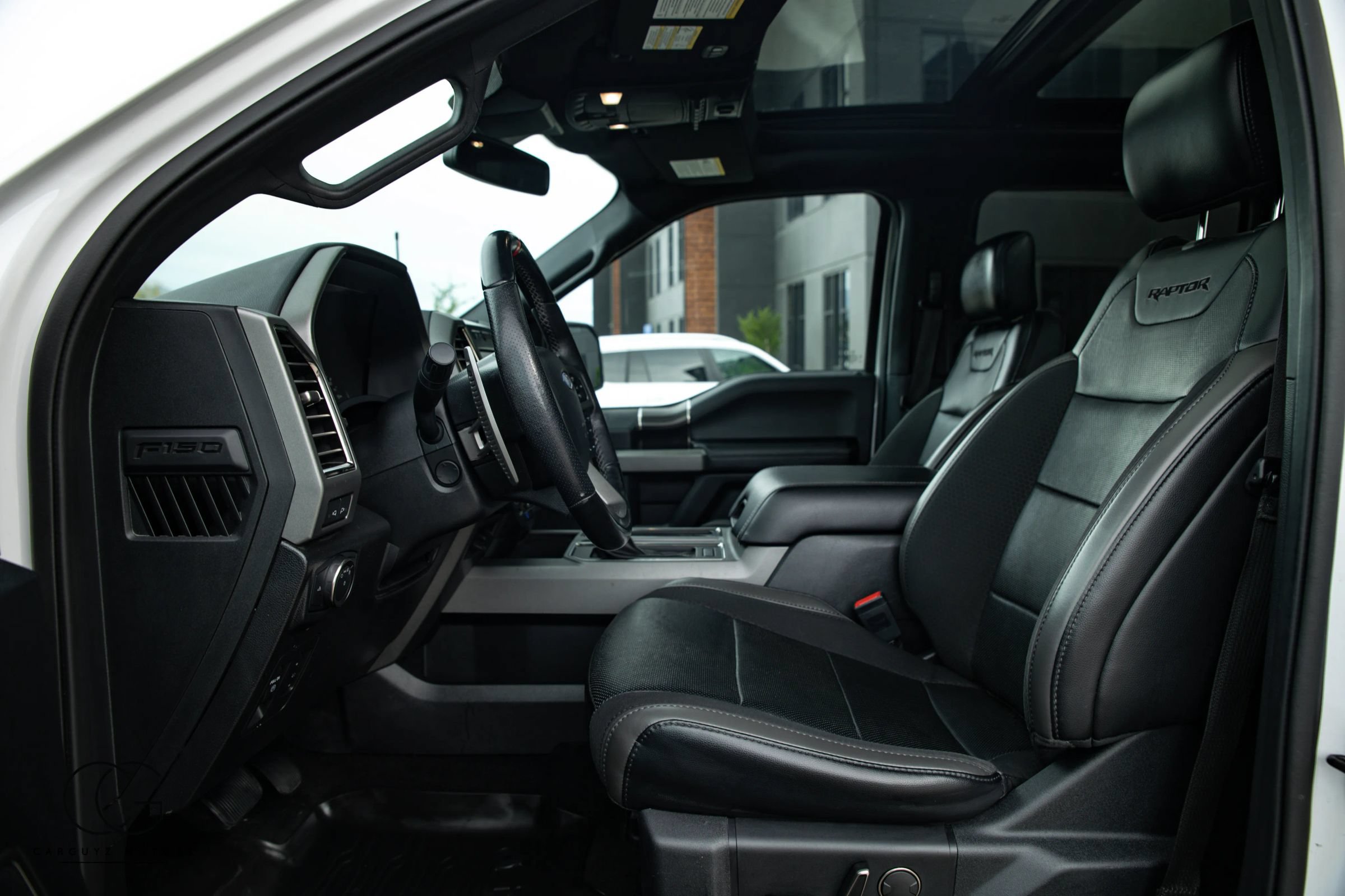 Used 2019 Ford F150 Raptor w/ Equipment Group 802A Luxury AWD/4WD image 26