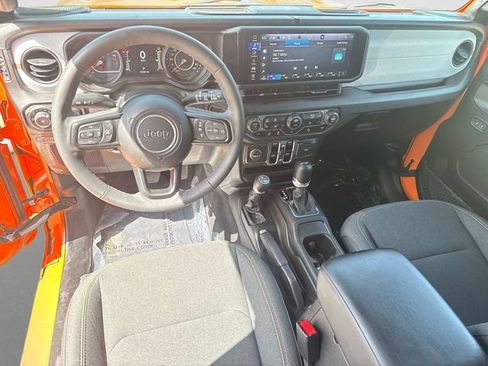 Certified 2025 Jeep Wrangler Unlimited Sport AWD/4WD image 18