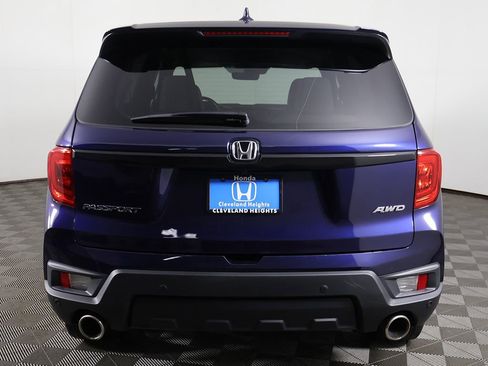 Used 2025 Honda Passport EX-L image 12