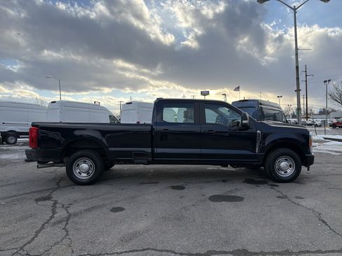 Used 2023 Ford F350 XL image 4