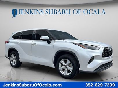 Used 2022 Toyota Highlander LE