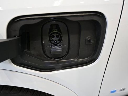 New 2026 Chevrolet Equinox EV LT w/ Convenience Package II image 27