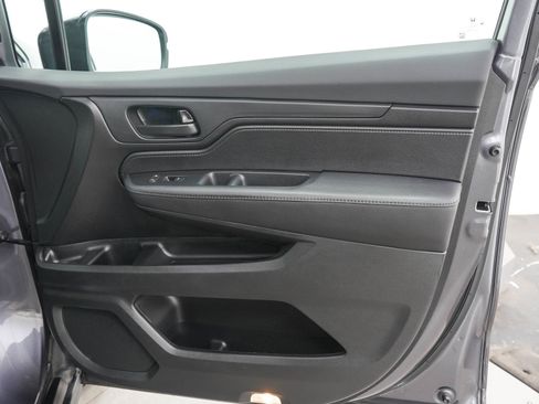 Used 2024 Honda Odyssey EX-L image 12