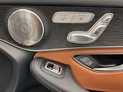 Used 2021 Mercedes-Benz GLC 300 4MATIC Coupe image 15