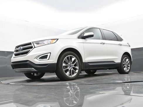 Used 2015 Ford Edge Titanium w/ Equipment Group 302A FWD image 12