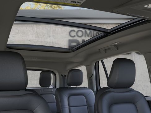New 2026 Lincoln Aviator AWD image 22