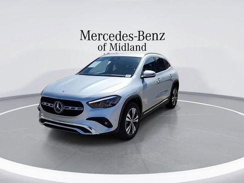 New 2025 Mercedes-Benz GLA 250 image 4