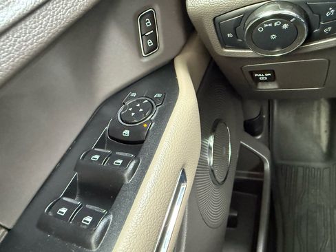 Used 2020 Ford Expedition Max XLT image 28