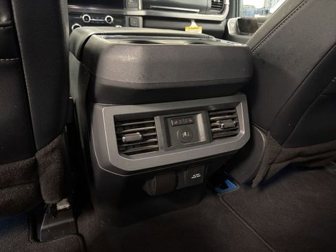 Used 2024 Ford F250 Lariat AWD/4WD image 22