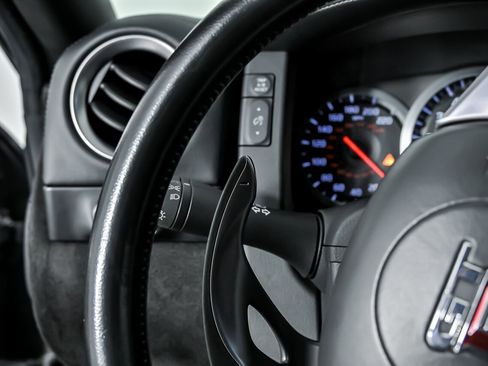 Used 2010 Nissan GT-R Premium image 28