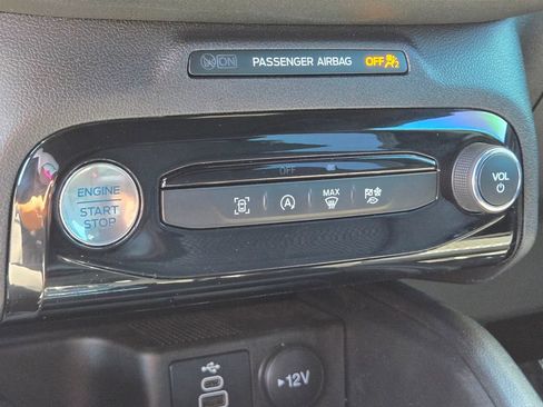 Used 2024 Ford Escape ST-Line w/ Tech Pack #1 AWD/4WD image 22