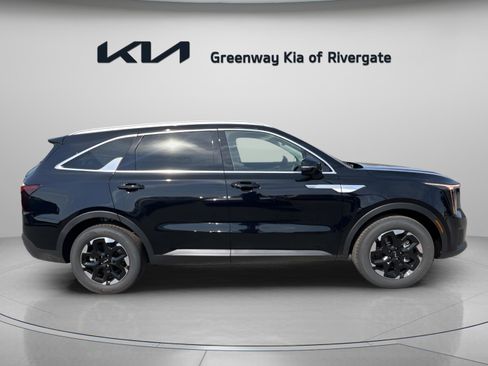 New 2026 Kia Sorento S FWD image 8