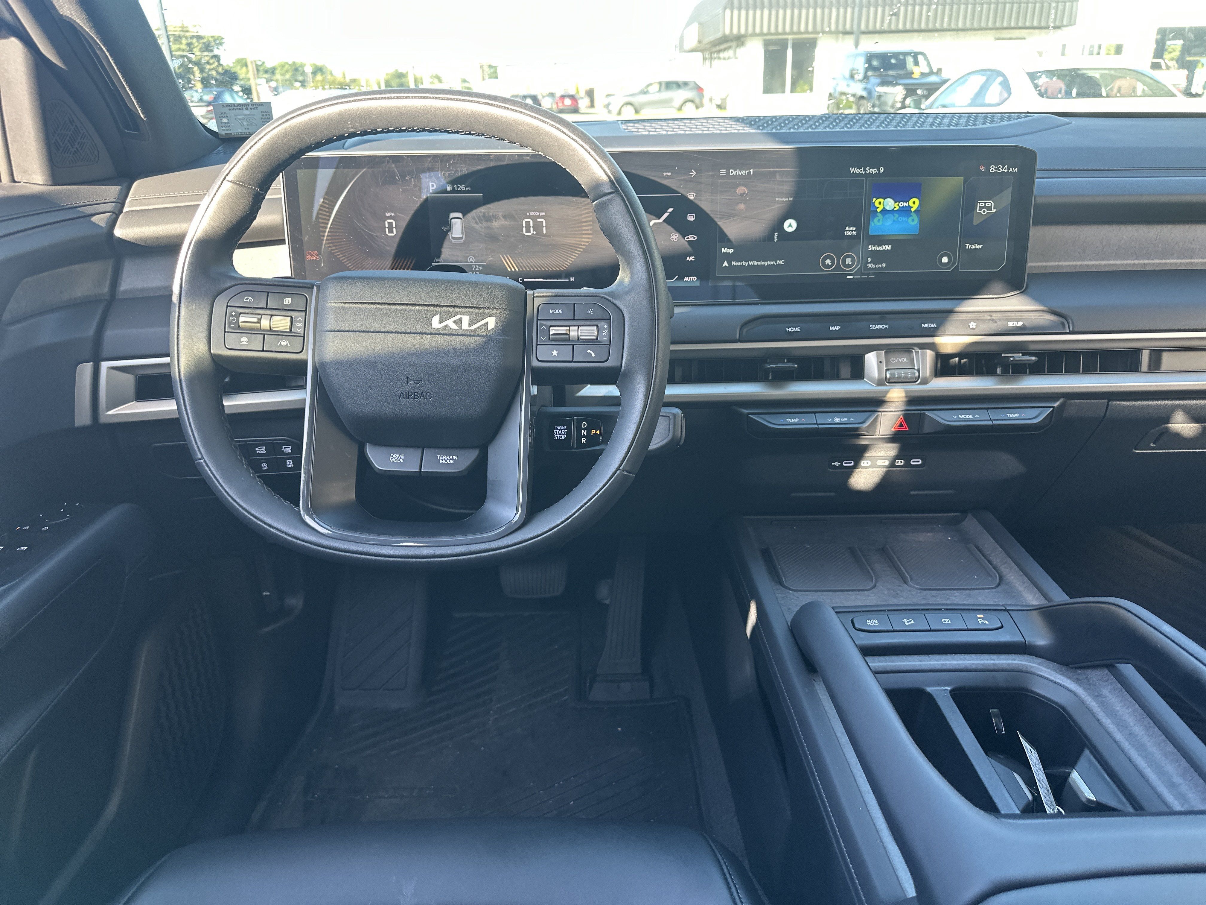 Used 2027 Kia Telluride S w/ Towing Package AWD/4WD image 15