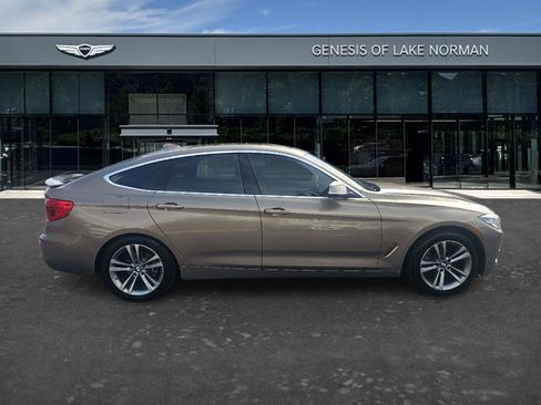 Used 2018 BMW 330i Gran Turismo xDrive AWD/4WD image 4
