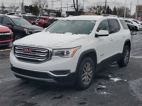 Used 2019 GMC Acadia SLE w/ LPO, Floor Liner Package image 2