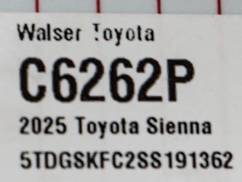 Used 2025 Toyota Sienna XSE AWD/4WD image 29