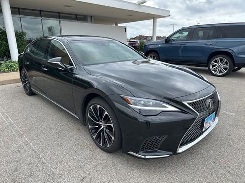Used 2023 Lexus LS 500 AWD w/ Luxury Package image 3