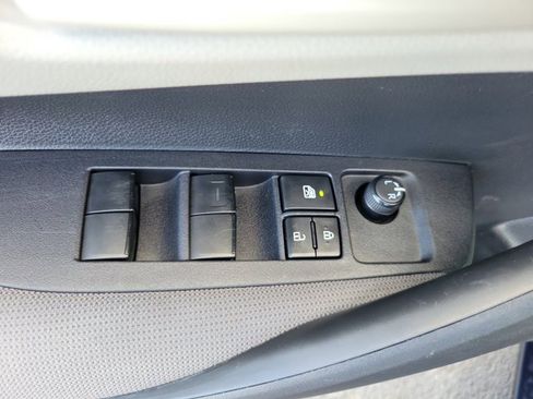 Used 2023 Toyota Corolla LE image 22