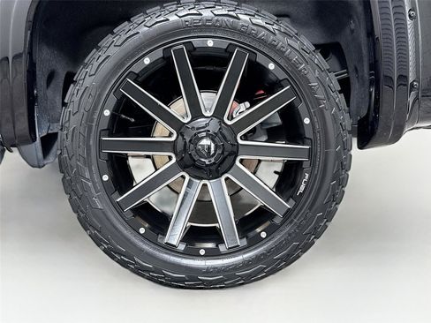 Used 2023 GMC Sierra 1500 AT4 w/ AT4 Premium Package AWD/4WD image 34