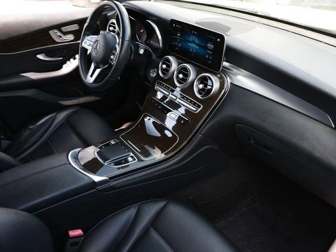Used 2020 Mercedes-Benz GLC 300 image 35
