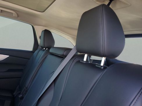 New 2026 Acura MDX SH-AWD image 9